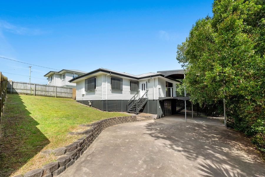 Property in Holland Park West - Leased