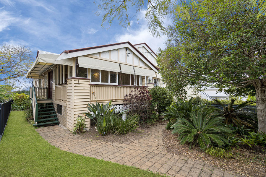 Property in Holland Park - Sold