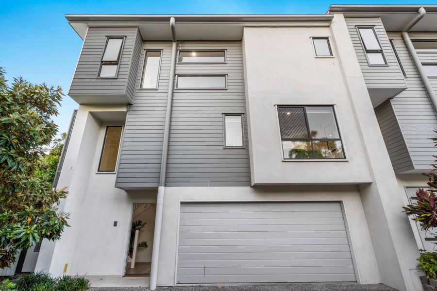Property in Coorparoo - Contact agent