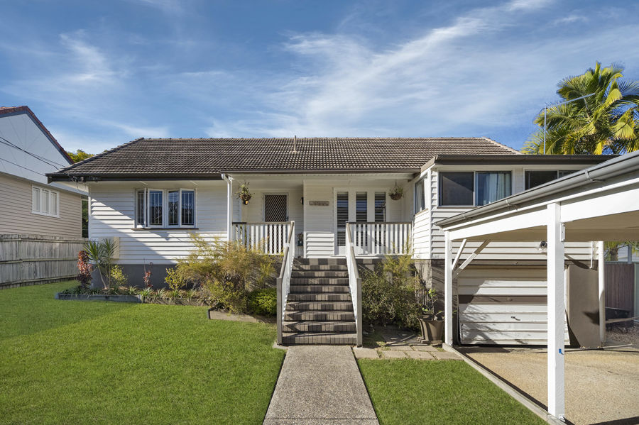 Property in Holland Park - Leased