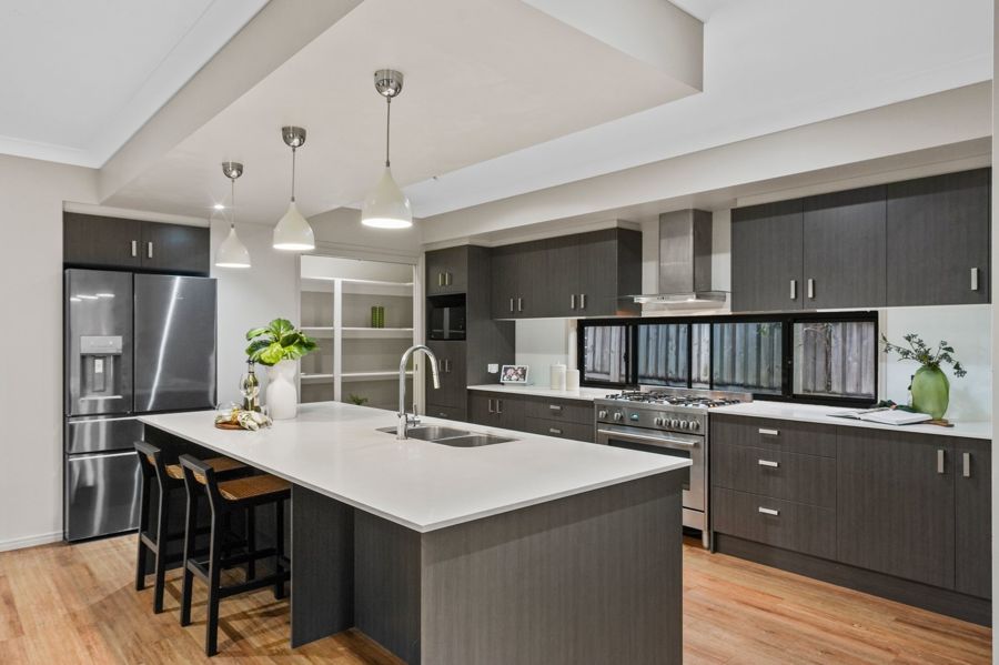 Property in Carindale - Sale by negotiation