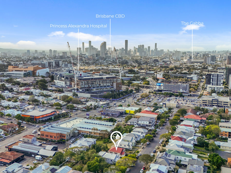 Property in Annerley - Auction