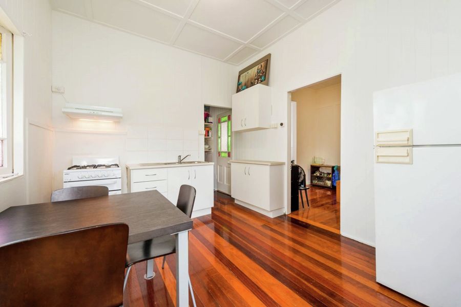 Property in Woolloongabba - Leased