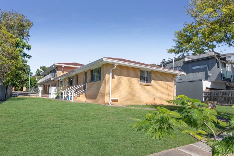 Property in Annerley - $520 per week