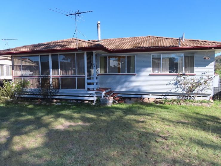 Property in Glen Aplin - Sold