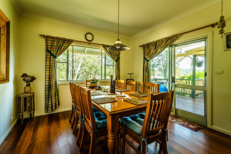 Real Estate in Valla