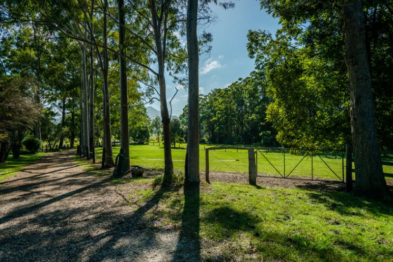 Real Estate in Valla