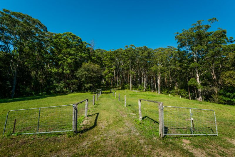 Real Estate in Valla