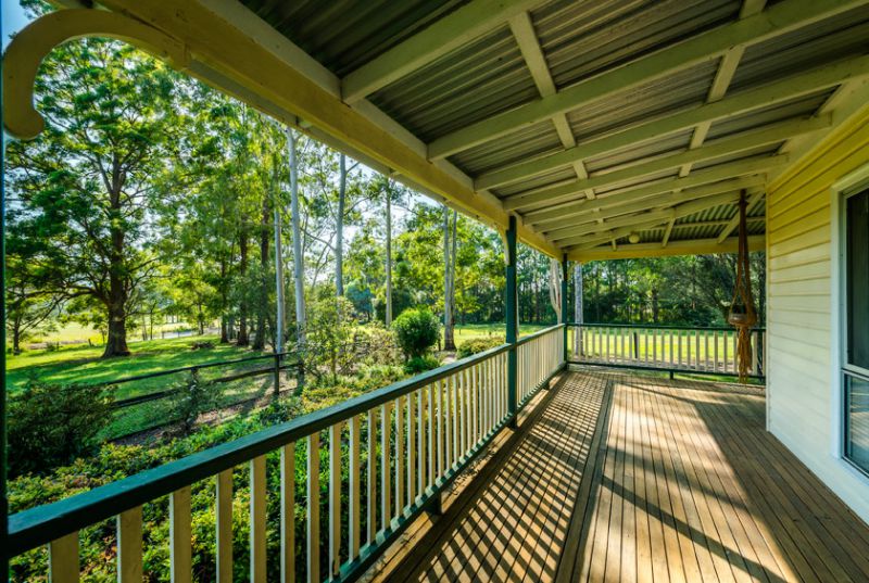 Real Estate in Valla