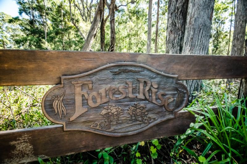 Real Estate in Valla