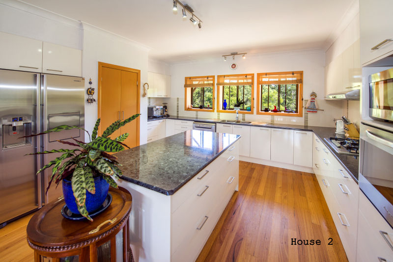 Valla Properties Leased