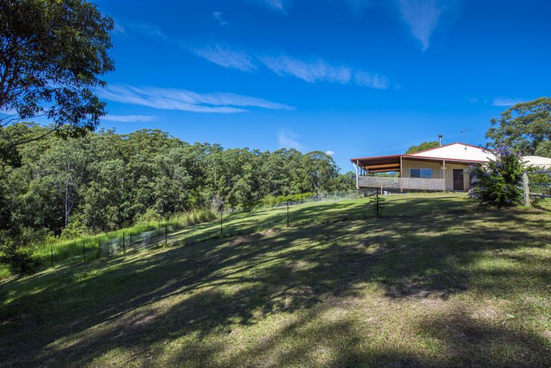 Valla real estate Leased