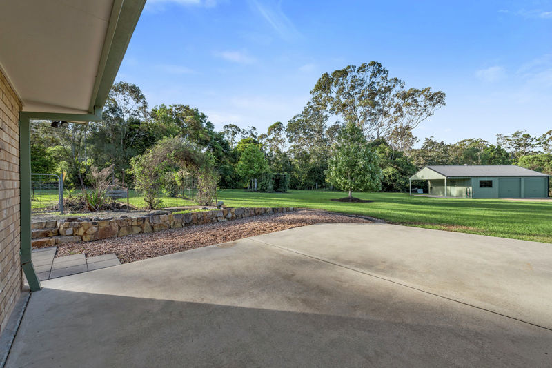 Real Estate in Valla