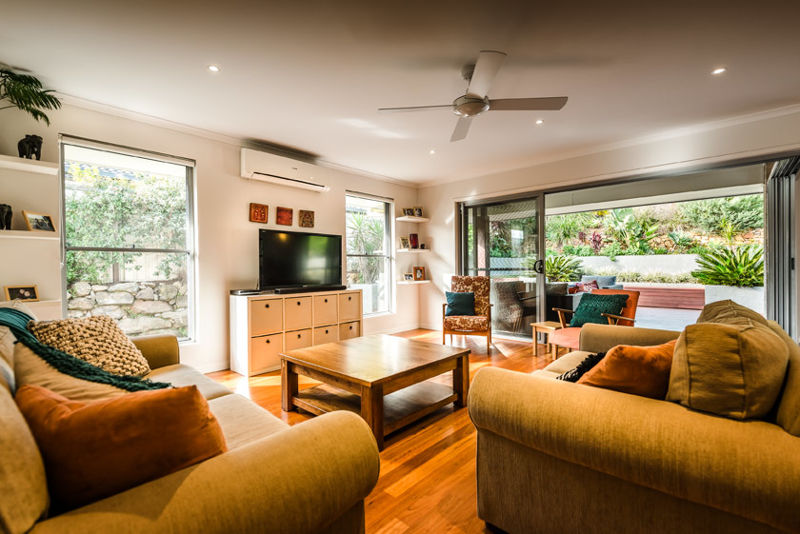 Real Estate in Valla Beach