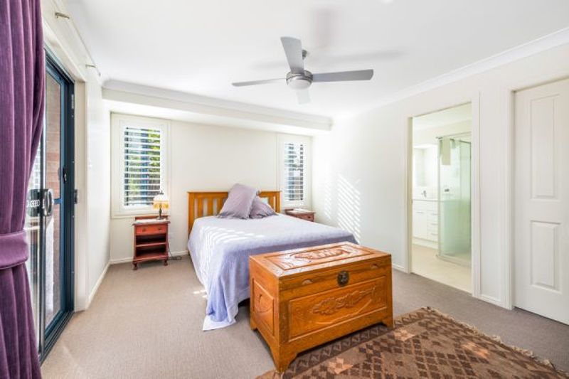 Real Estate in Valla Beach