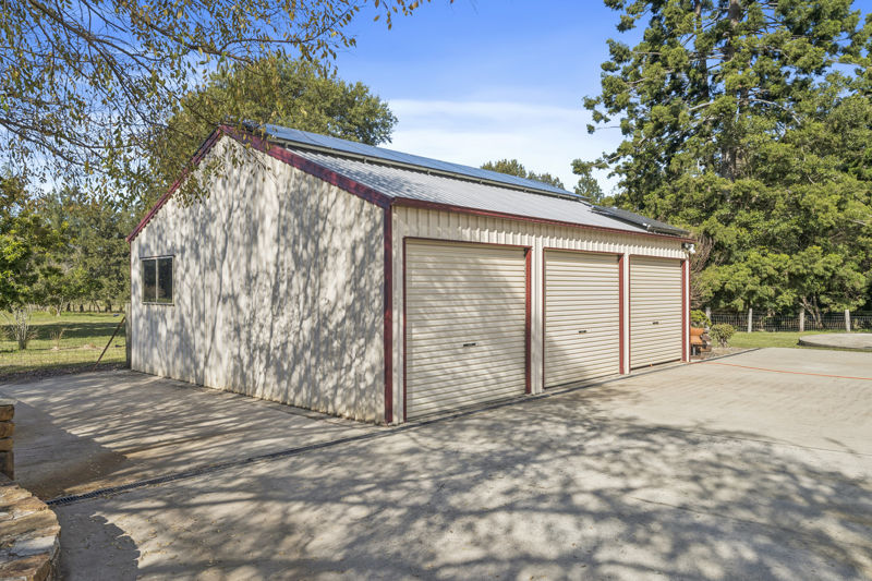 Real Estate in Valla