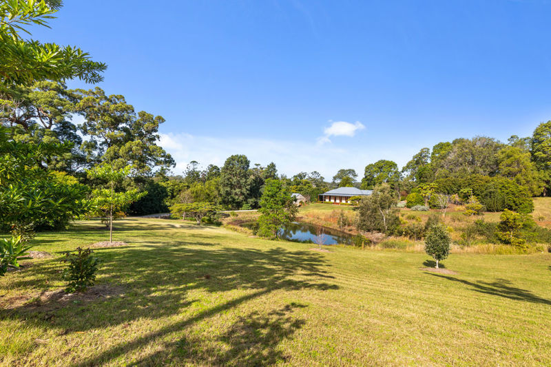 Real Estate in Valla