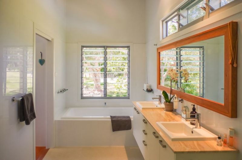 Real Estate in Valla Beach