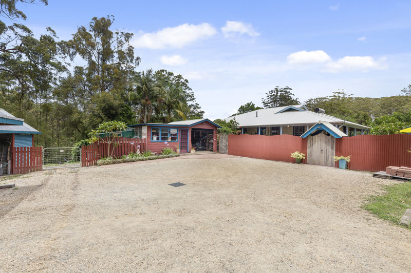 Real Estate in Valla