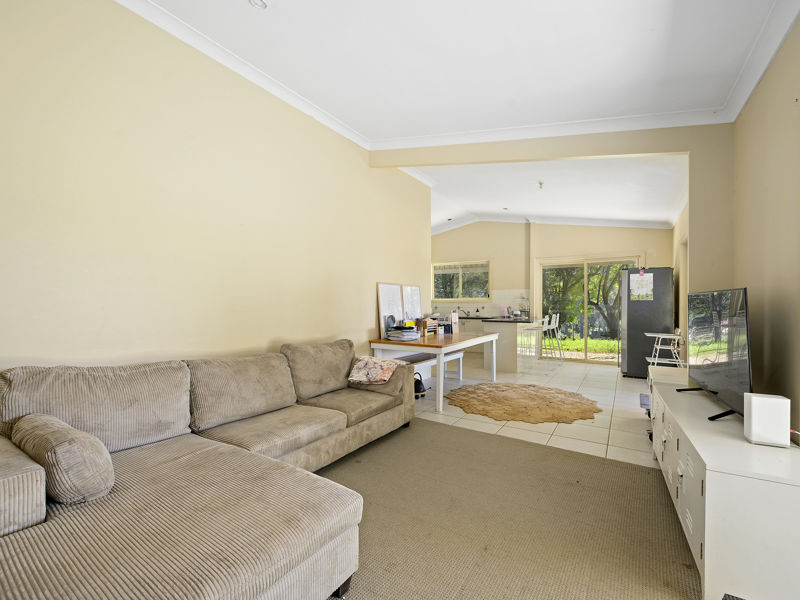 Real Estate in Valla