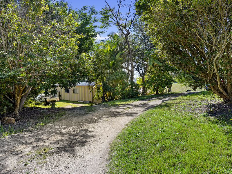 Real Estate in Valla