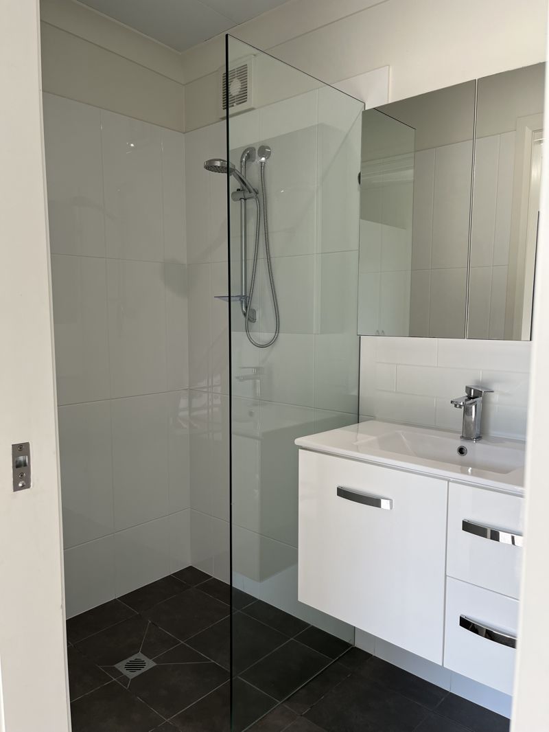 Real Estate in Valla