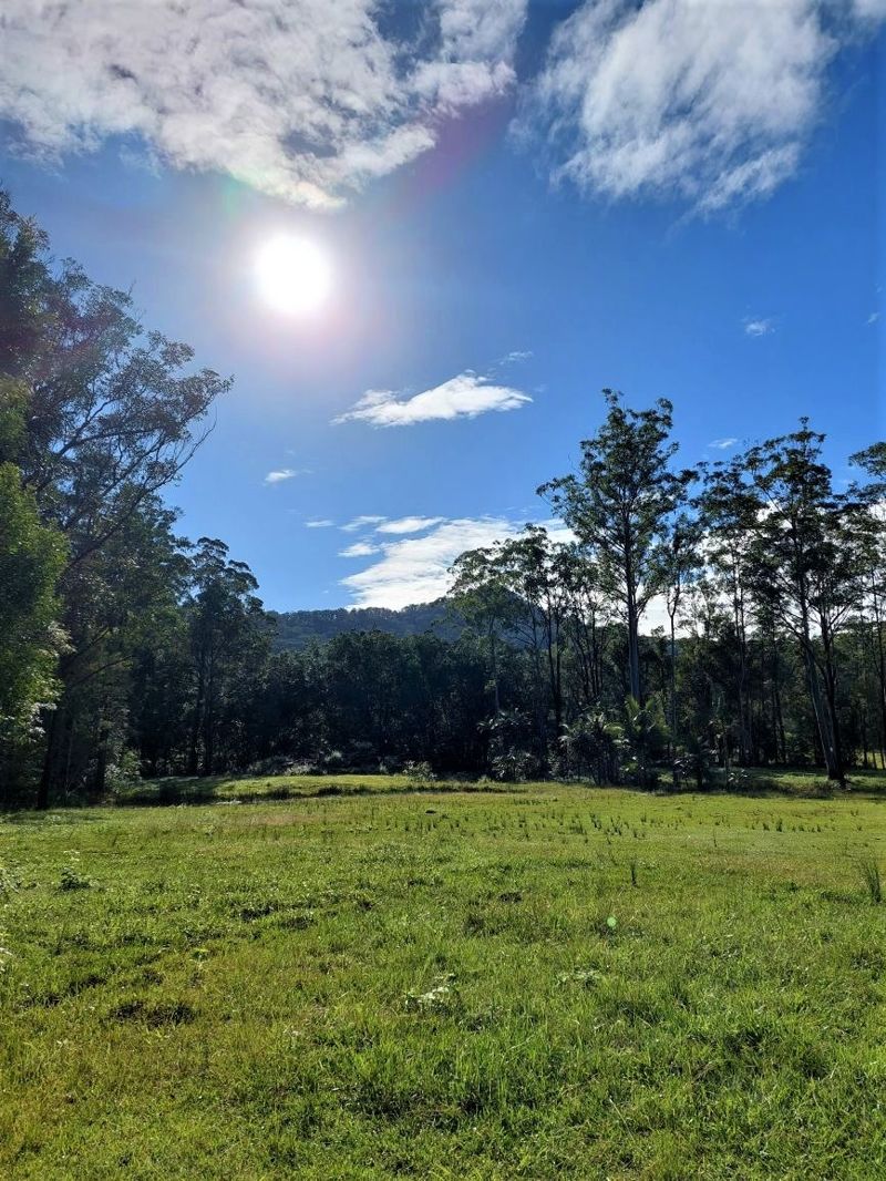 Real Estate in Valla