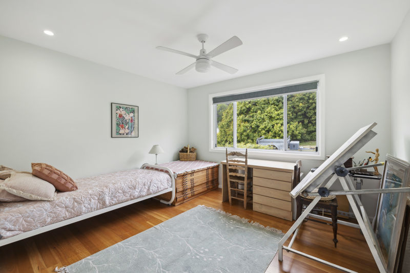 Real Estate in Valla