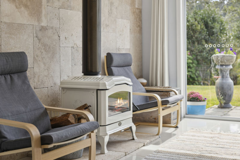 Real Estate in Valla