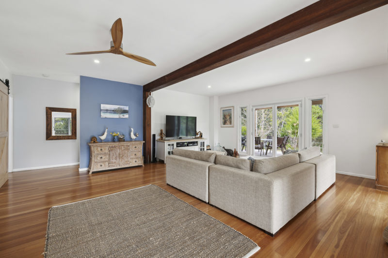 Real Estate in Valla