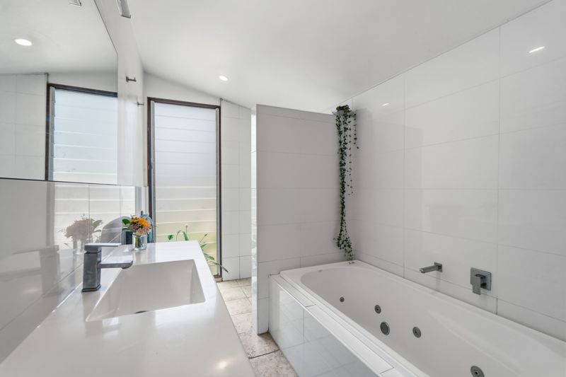 Real Estate in Mylestom