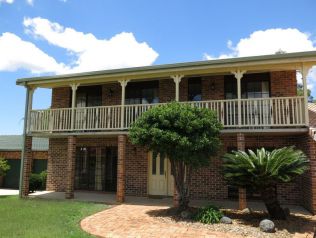 Property in Bellingen - Leased