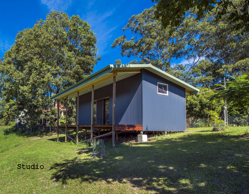 Real Estate in Valla