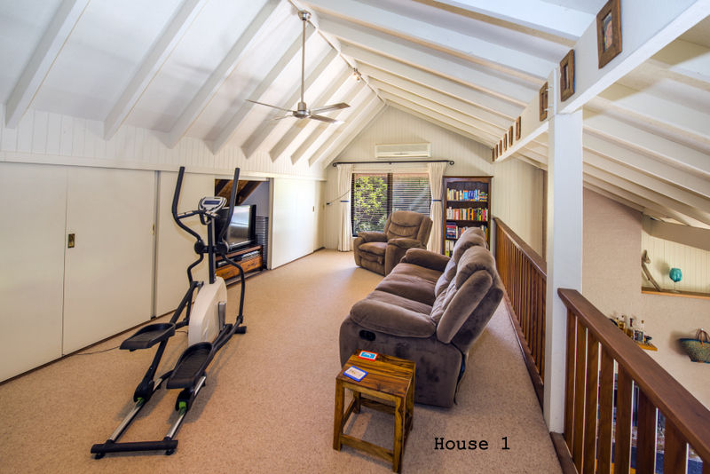 Real Estate in Valla