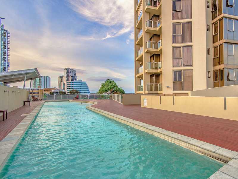 2402/50 Marine Parade Southport Queensland Apartment for Sale - RE/MAX ...